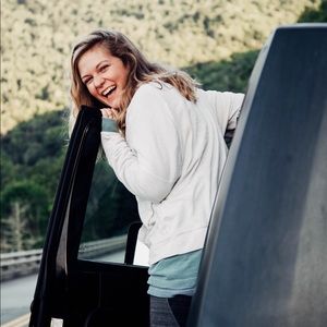 Meet your Posher, Abbie